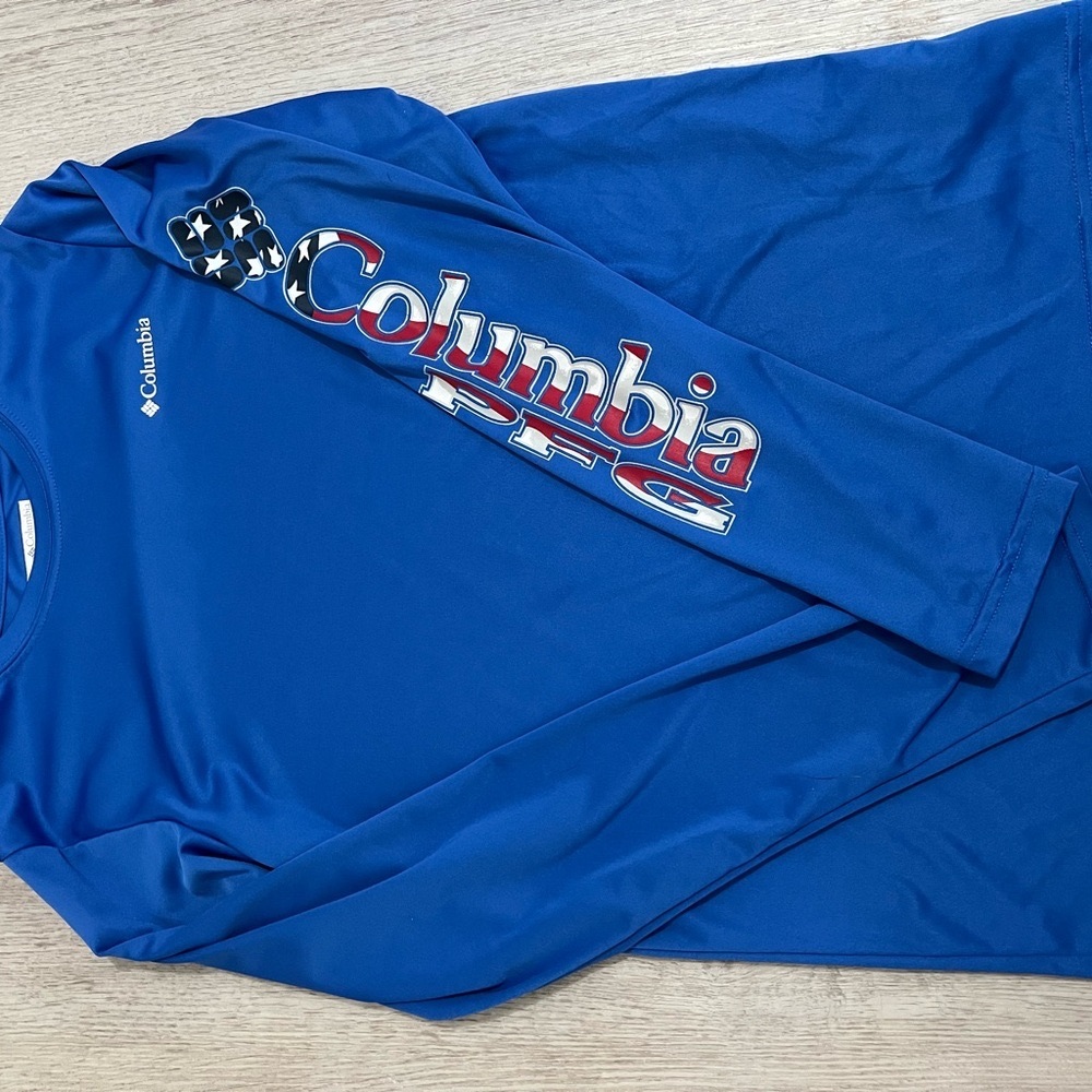 Columbia Blue Pajama Top Soft Crew Neck